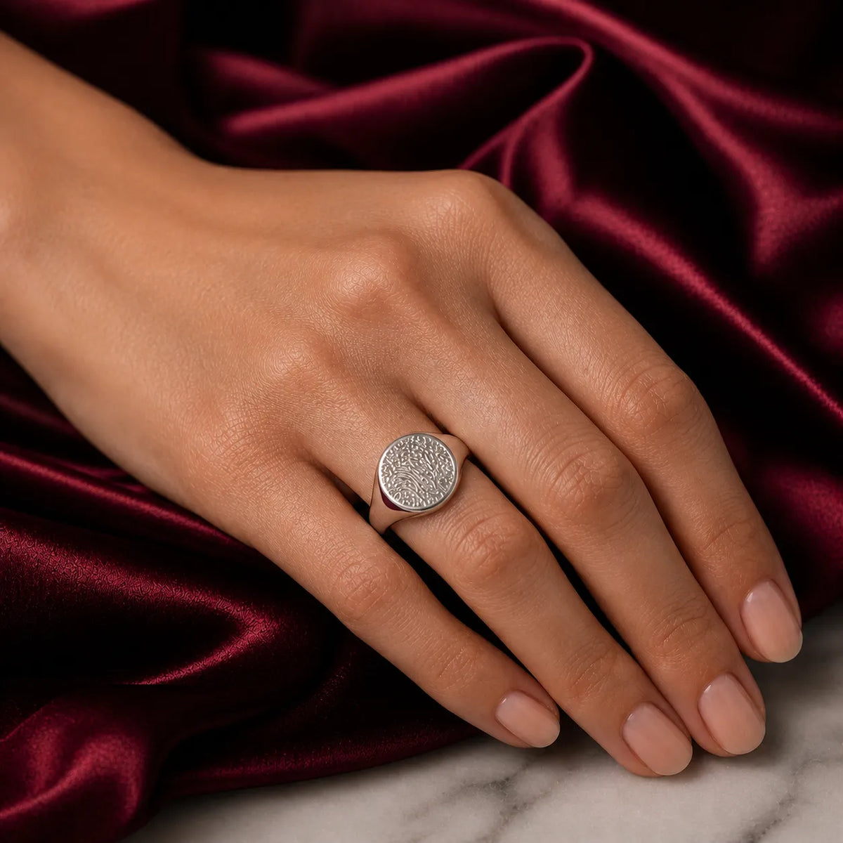 Chevalière ronde empreinte