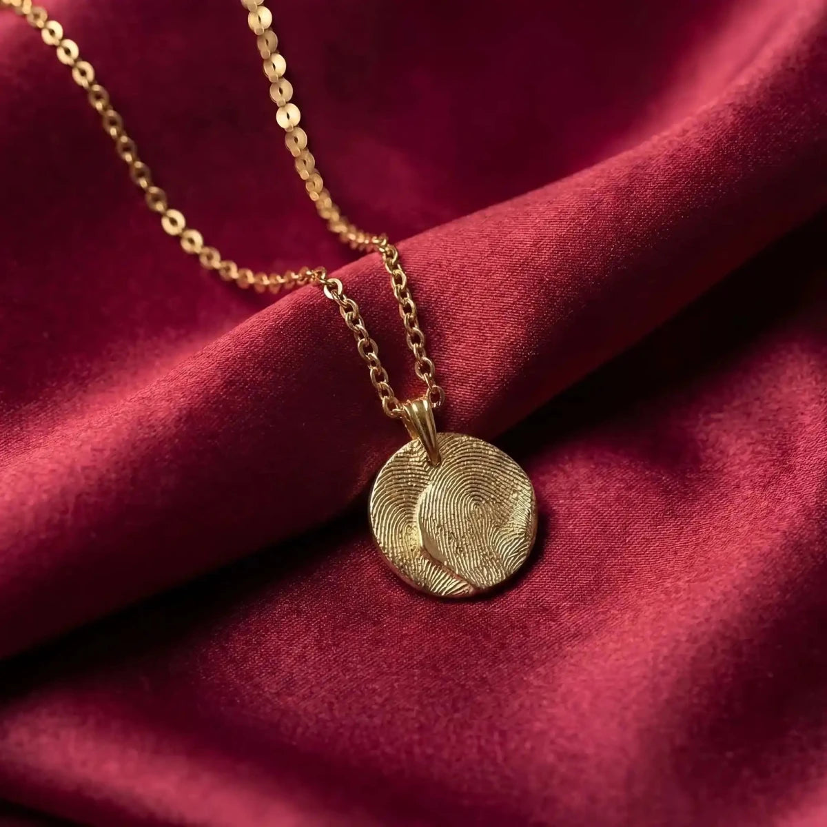 Round Imprint Necklace - Union